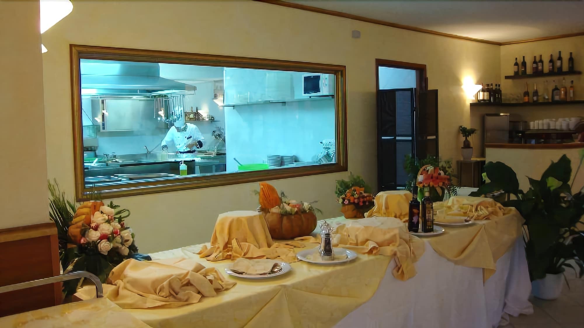 Hotel Centrale Sabaudia Dış mekan fotoğraf