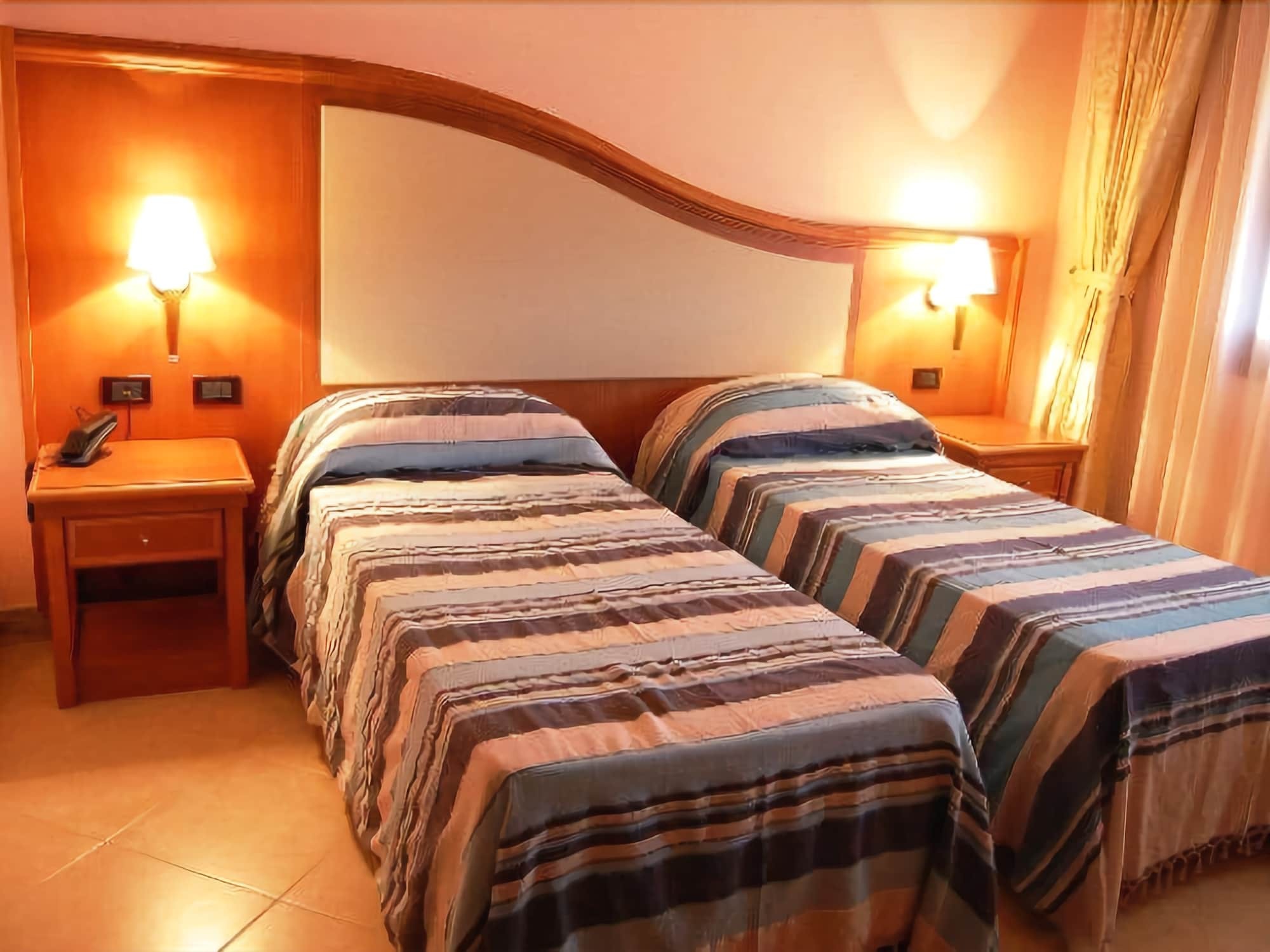 Hotel Centrale Sabaudia Dış mekan fotoğraf